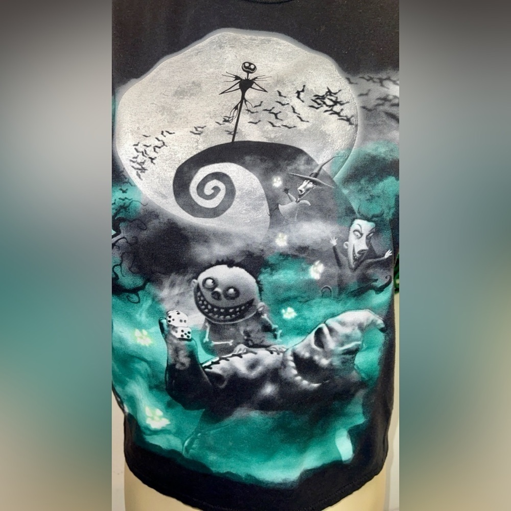 Disney’s Tim Burton Nightmare Before Christmas Graphic Tee Small, 100% Cotton - Picture 3 of 6